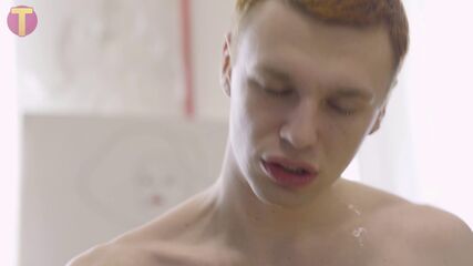 Twink Bareback Gangbang